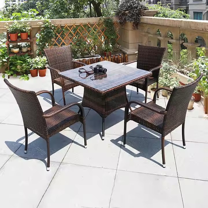 Brown PE Rattan Coffee Table Set 5 Pieces Modern Waterproof Wicker Garden Furniture Set Patio Rattan Table for Terrace Lawns